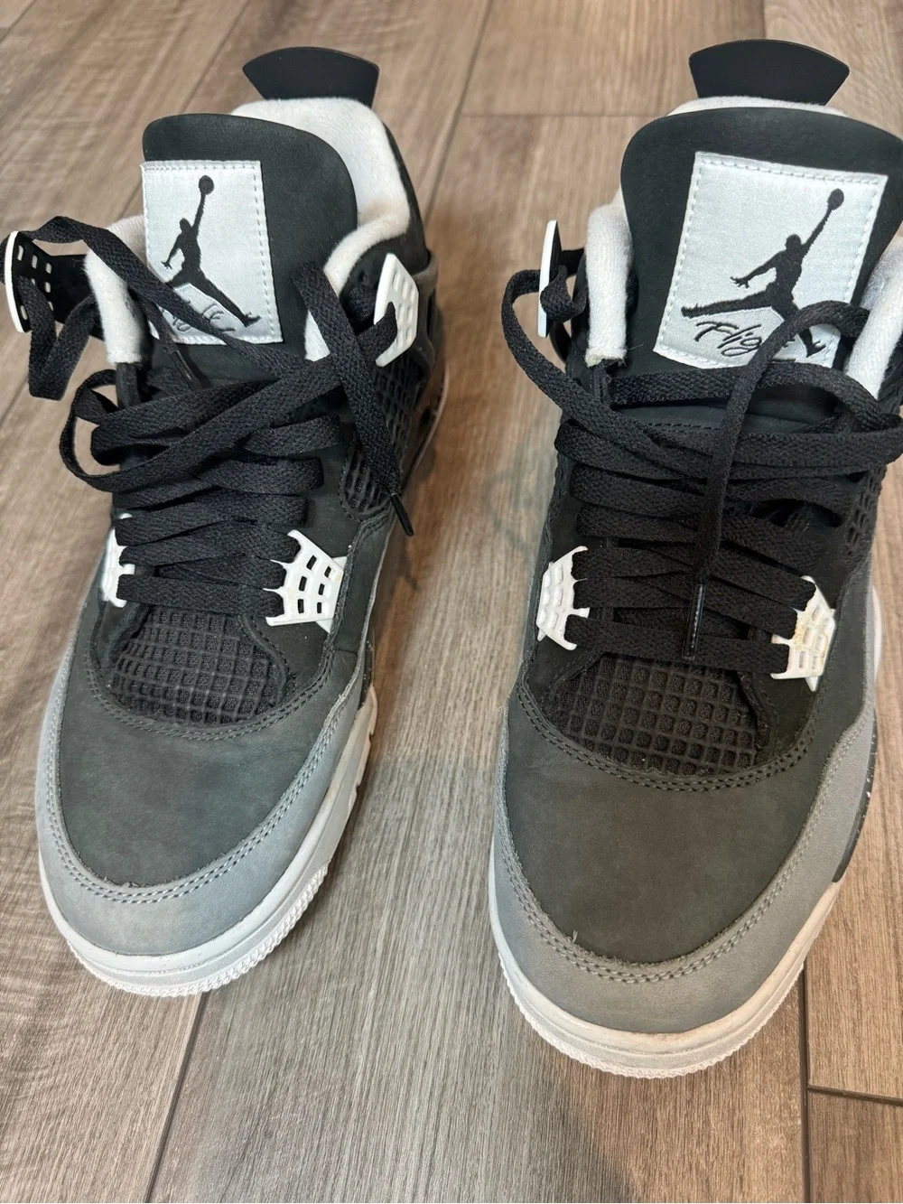 Air Jordan 4 Retro “Fear.”